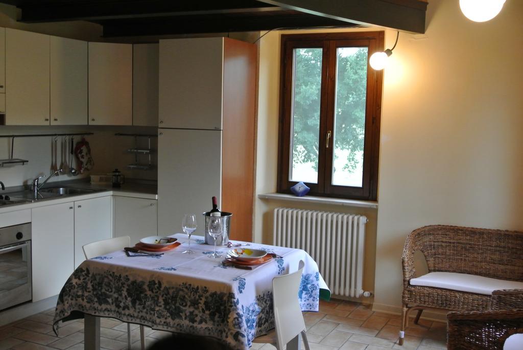Agriturismo Valdappio Urbino Ruang foto